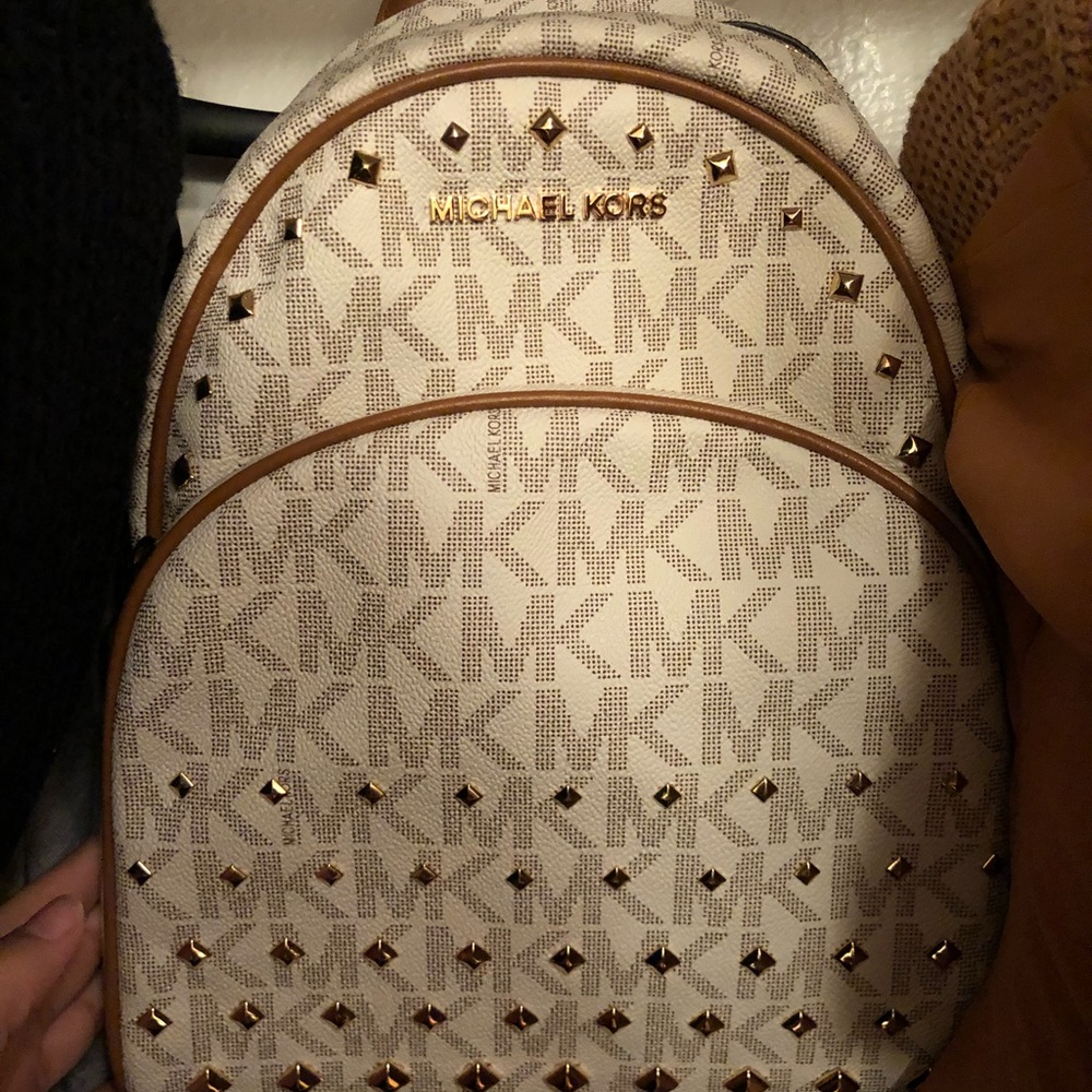 Michael kors Med. abbey studded backpack AUTHENTIC
